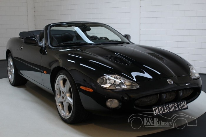 Jaguar Xkr 100 Cabriolet 2002 Limited Edition 1 250 Zum Kauf Bei Erclassics With a 510 hp v8 engine under the hood, it can sprint from 0 to 60 mph in just 4.6 seconds. jaguar xkr 100 cabriolet 2002 limited