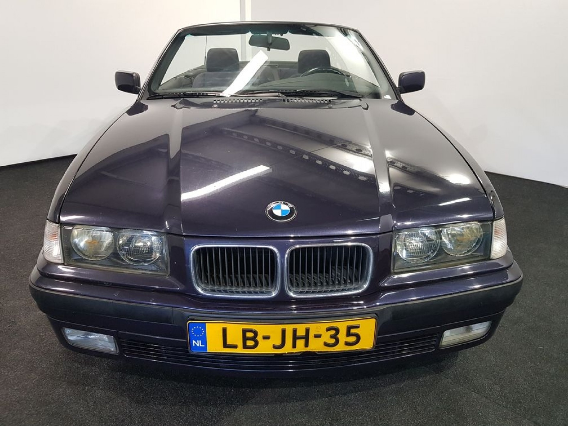 BMW 318i E36 Cabriolet 1995 Madeira Violett ...