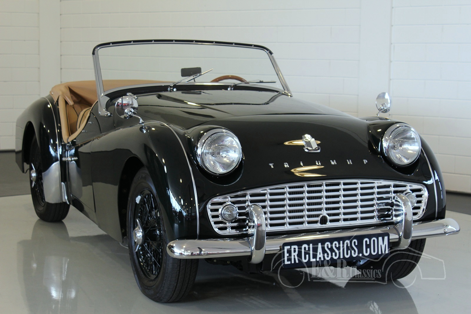 Triumph TR3 Oldtimer kaufen bei E & R Classic Cars!